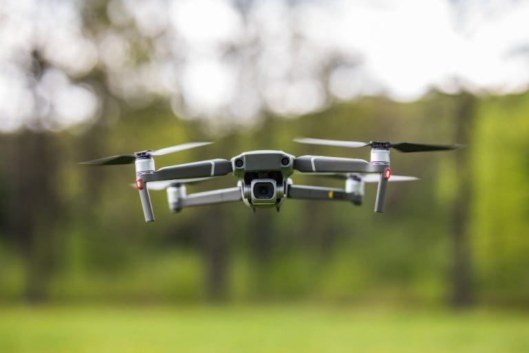 Pokazy dronów: Sztuka w Erze Technologii